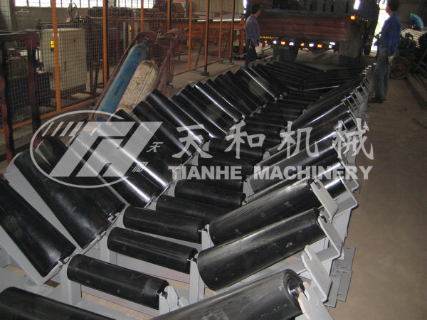 錐形(xíng)上調心托(tuo)輥組 DTII型